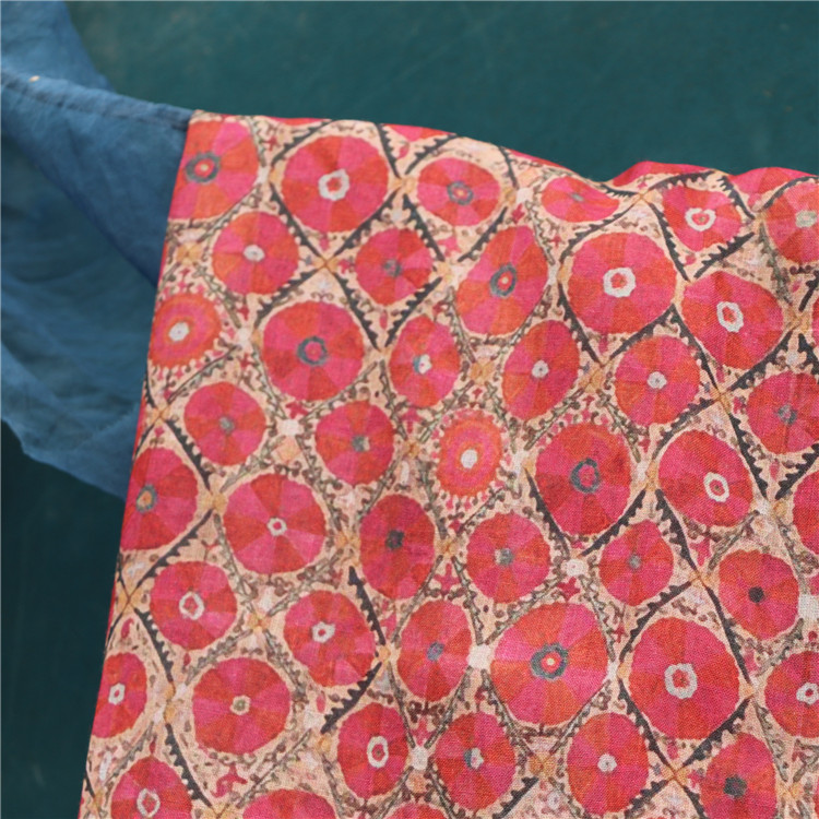 Tessuto con stampa geometrica  - Summer Clothing Fabric recensione e prezzo